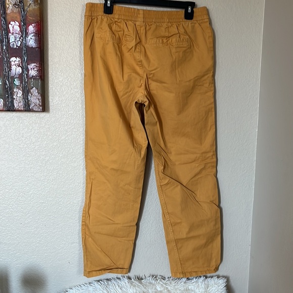 Old Navy Bundle Special 2 shorts and 1 Pants sz 8 - Picture 6 of 7